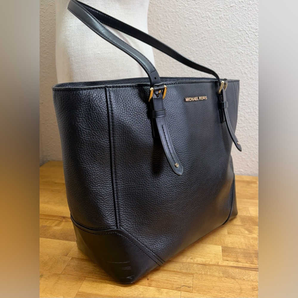 Michael Kors Black Pebbled Leather Bedford Medium Pocket Tote Bag - Picture 8 of 13